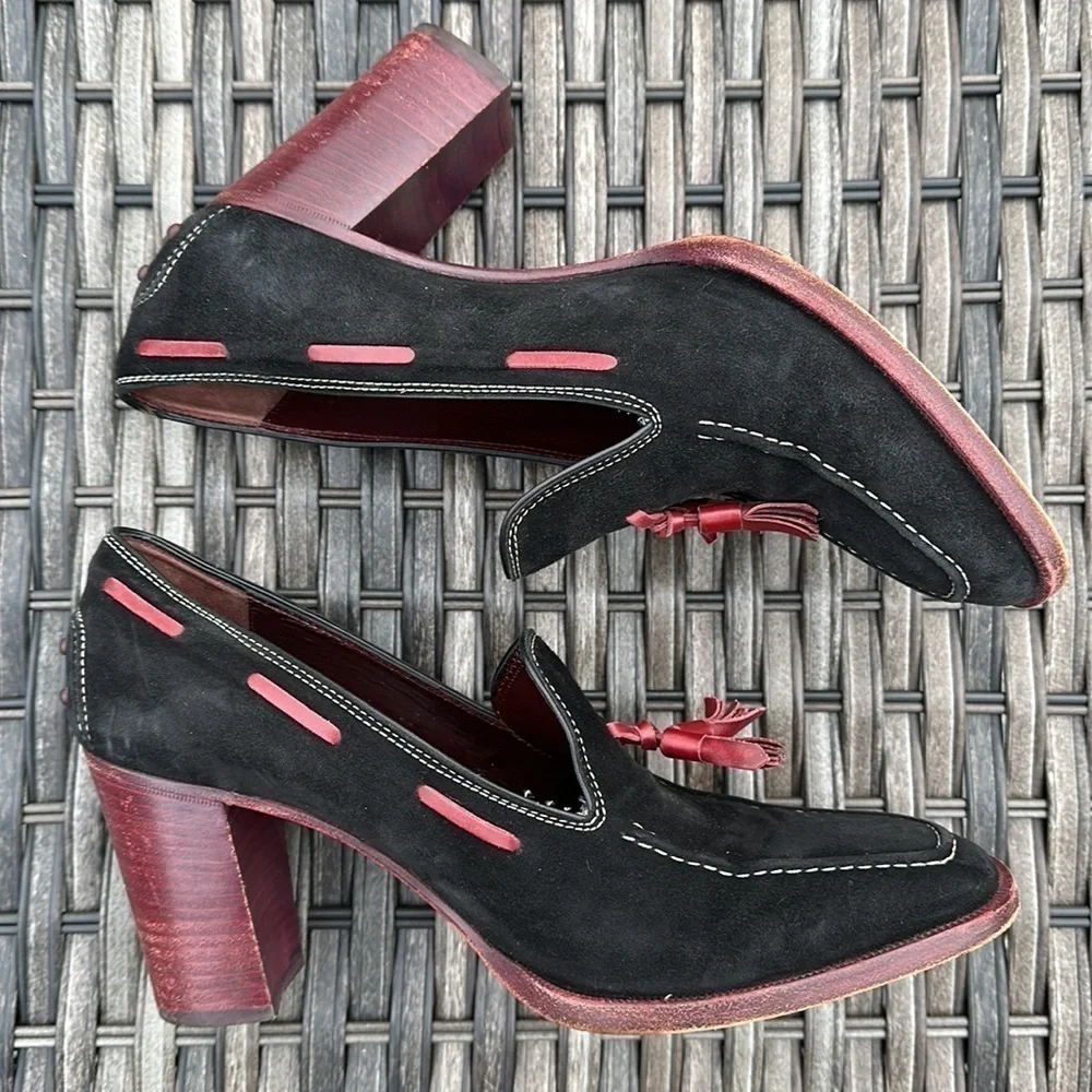 TOD’S Kiltie Tassel Black Suede Loafer Pumps